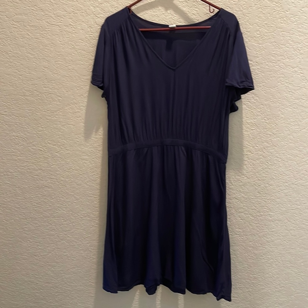 Short-sleeve summer dress